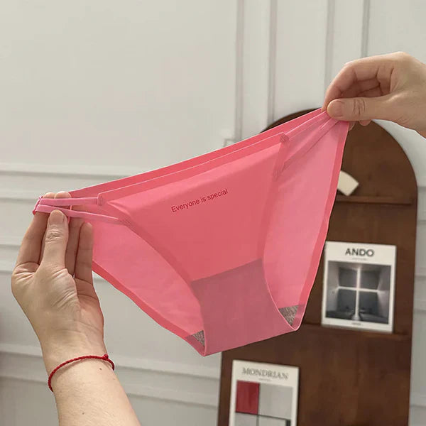Everyone Is Special Sexy Women’s Panty (4–PCS) Ice Silk Seamless Comfort