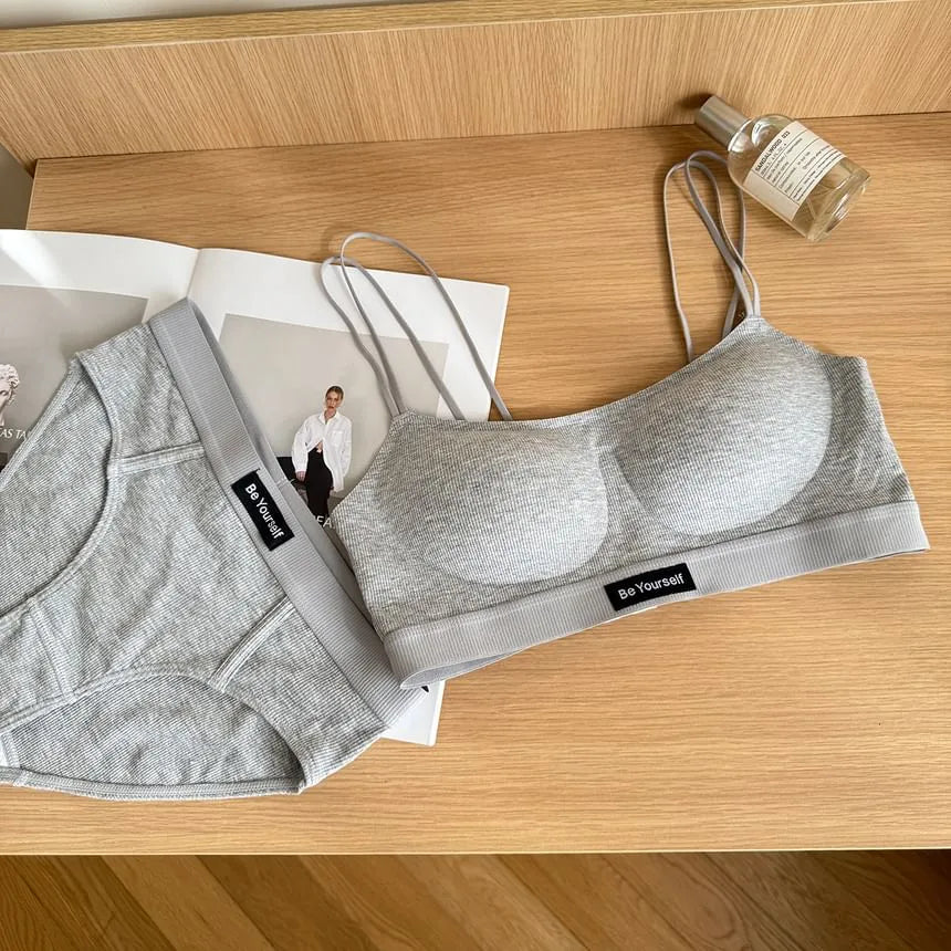 Buy Women Plain Applique Sports Look Satisfaction Underwear Bra & Panties Set-2