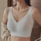 Plus Size / Big Breast Comfortable & lightweight Anti Sagging Seamless Bra (4-COLOR SET)